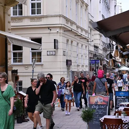 Five Seasons Vaci Utca Διαμέρισμα